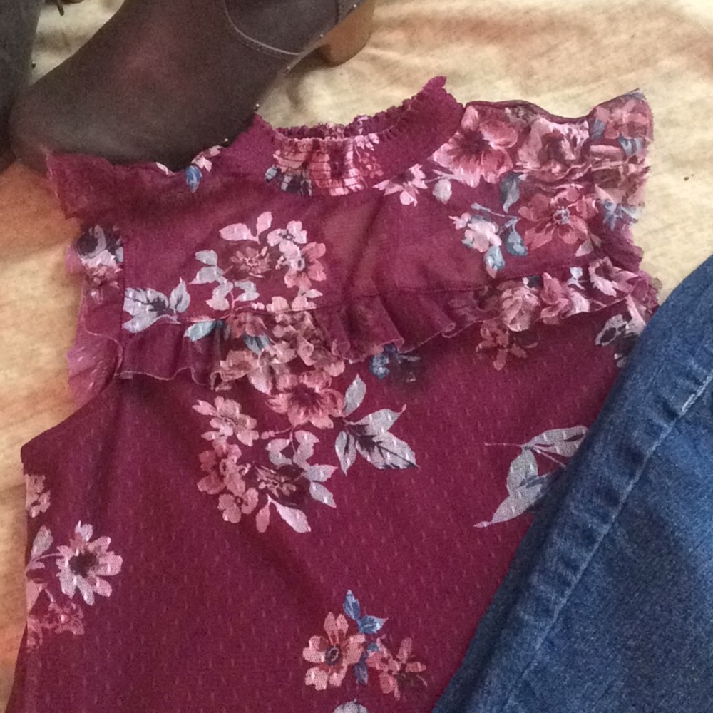 Floral tank top blouse